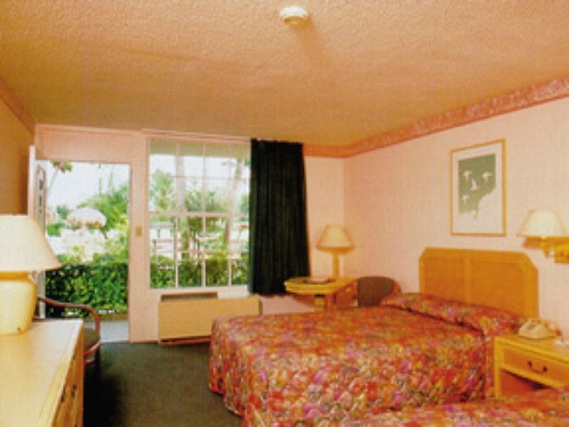 Quality Inn And Suites Golf Resort Naples Luaran gambar